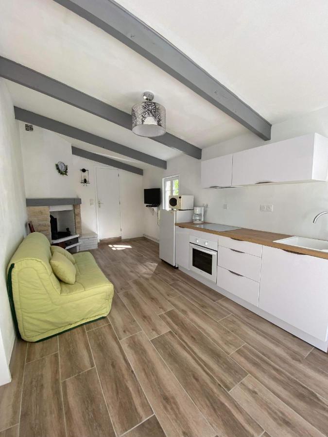 Maison Bord De Lac De Charmes Bannes  ภายนอก รูปภาพ