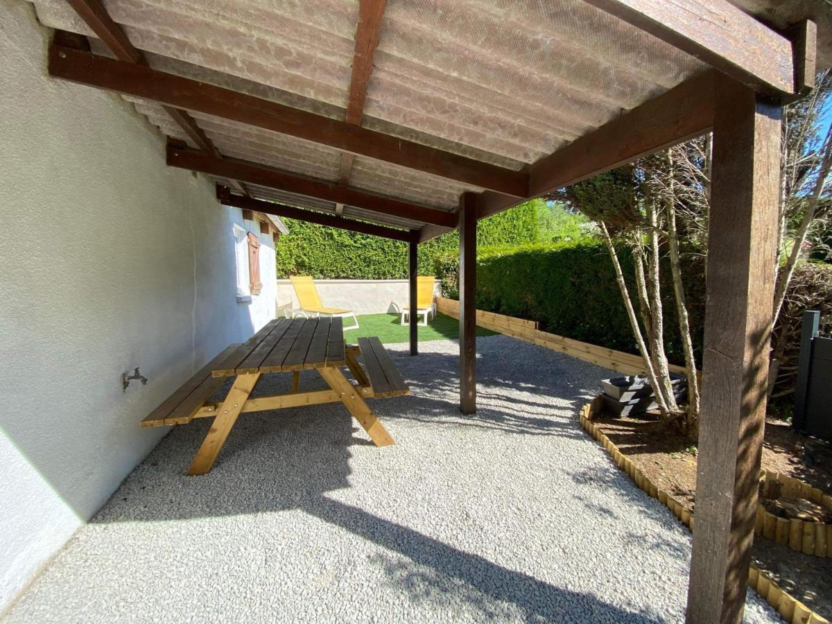 Maison Bord De Lac De Charmes Bannes  ภายนอก รูปภาพ